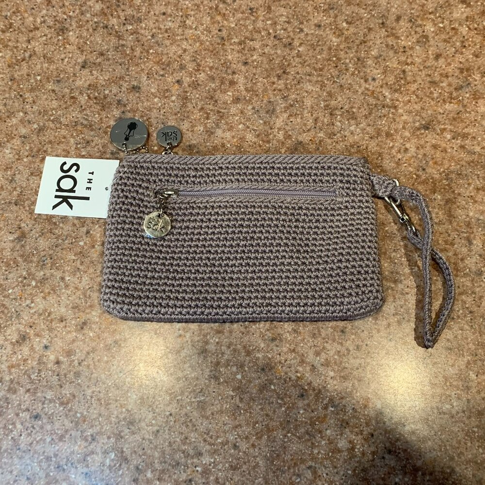 The Sak cloud gray crochet craze clutch purse NWT